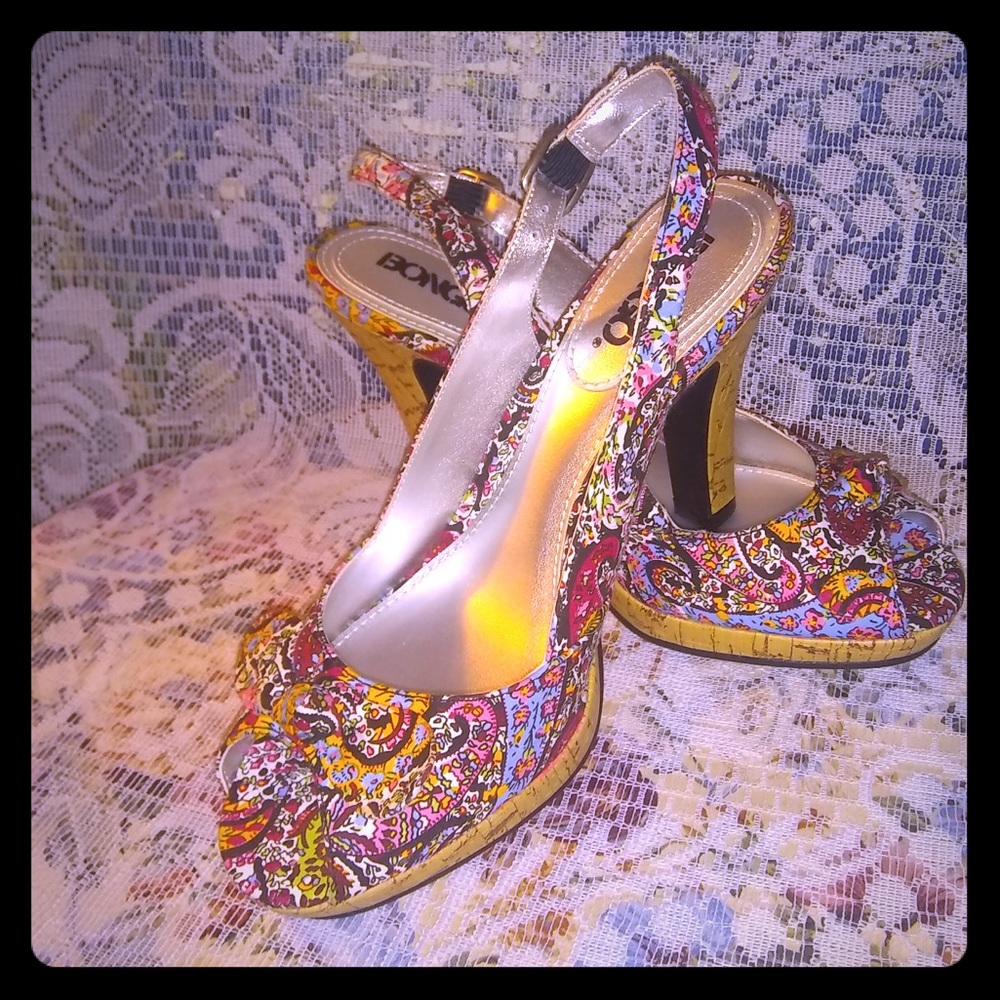 NWOT Bongo Paisley Slingback Heels with Peep Toes